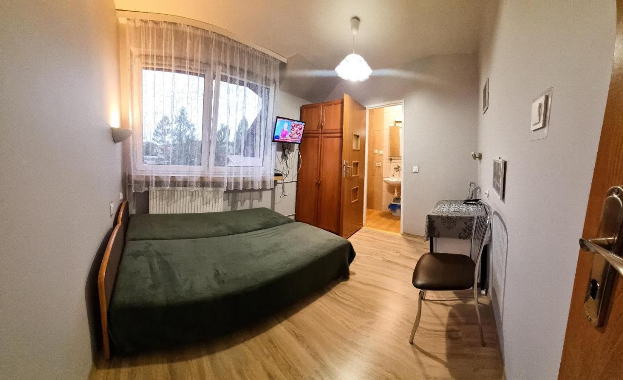 Pokoje Goscinne Duszniki Zdrój Exteriör bild